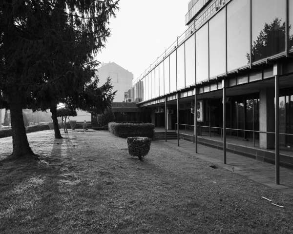 axa building in campo alegre