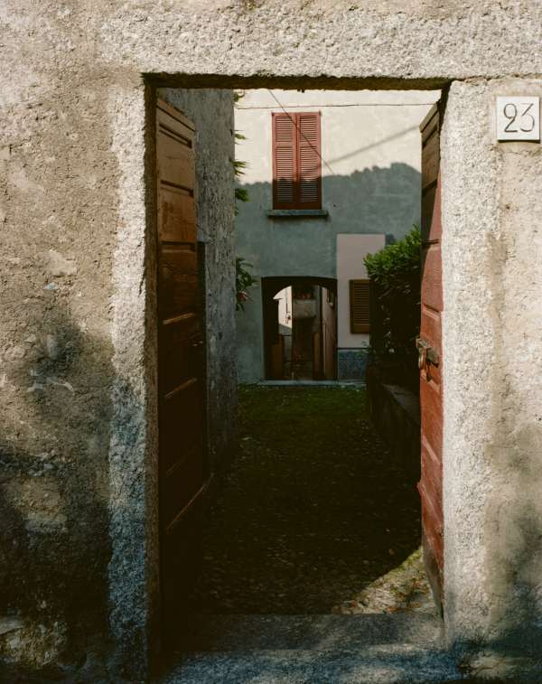 alonso mortera, house in nesso 1